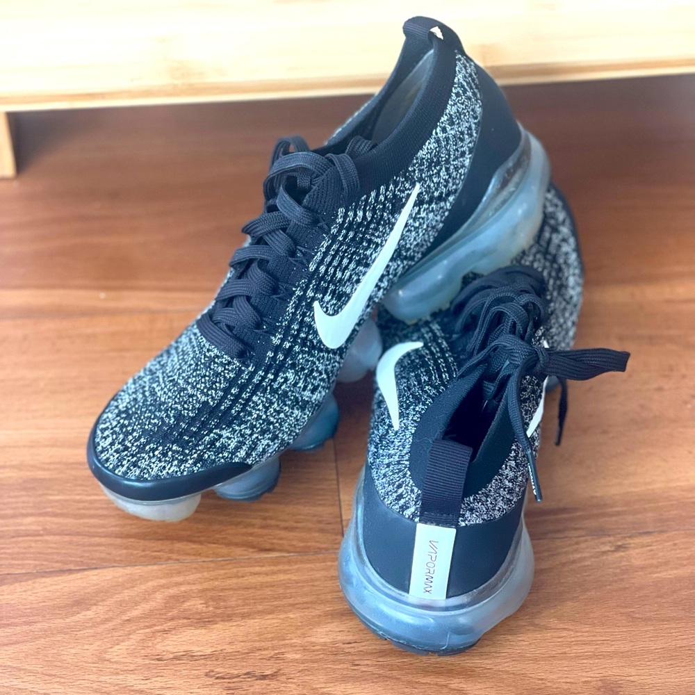 🔆Weekend Sale!  Nike Vapor Max Sneakers